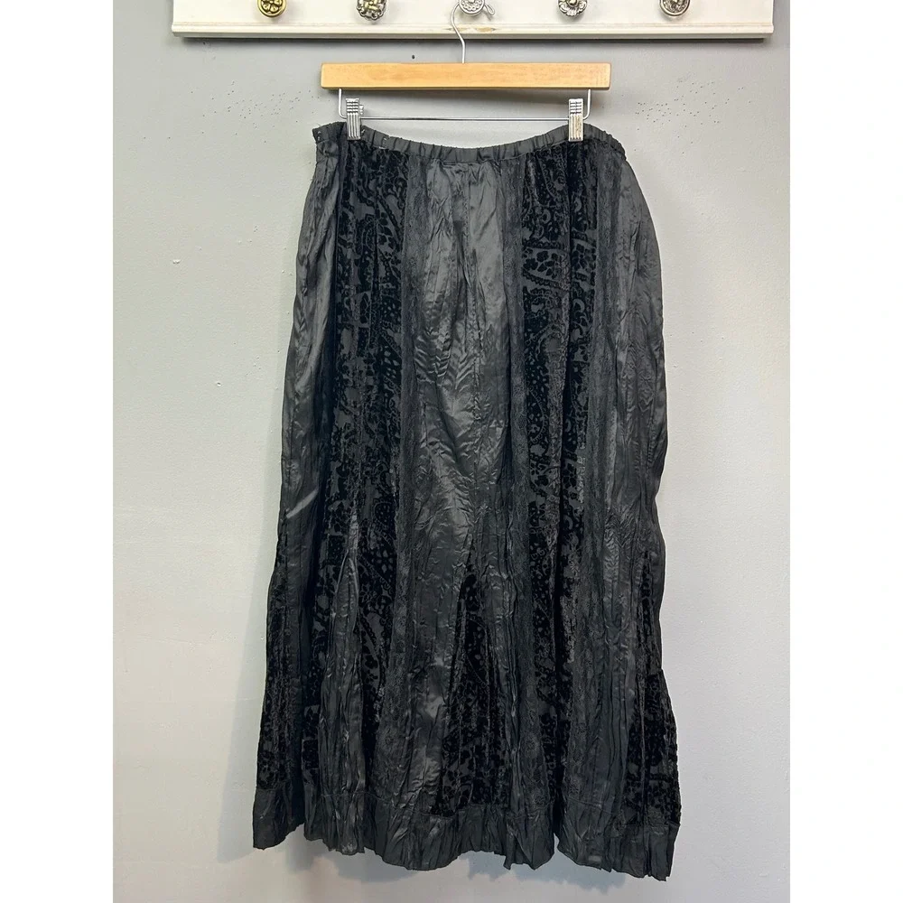 JM Collection Black Velvet Burnout Maxi Skirt Womens 4 Sheer‎ Lace Trim Elegant